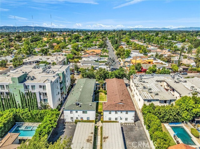 Building Photo - 5828 Whitsett Ave