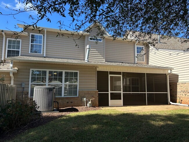 Building Photo - 35 Brightmore Dr