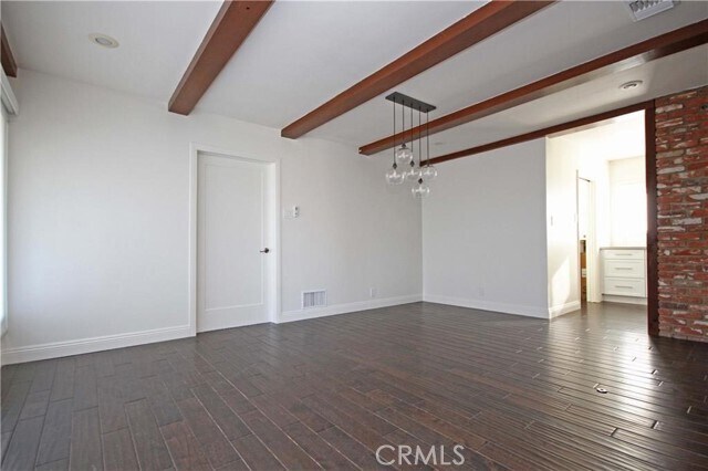Building Photo - 12 Stirrup Rd
