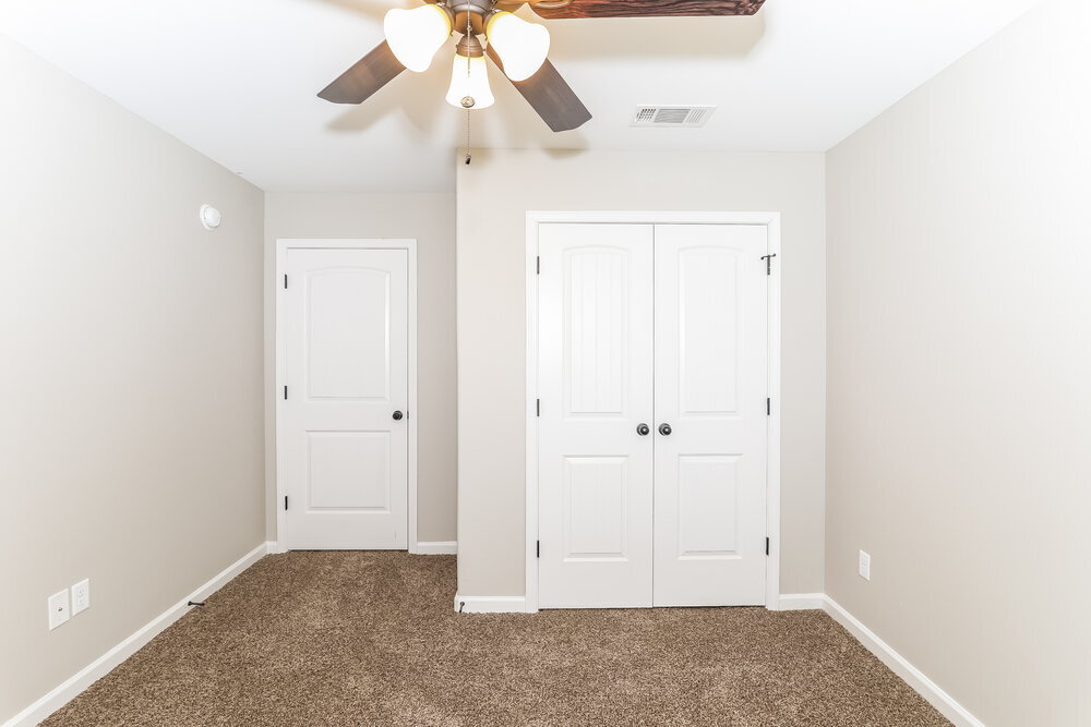 Building Photo - 6164 Humphreys Dr