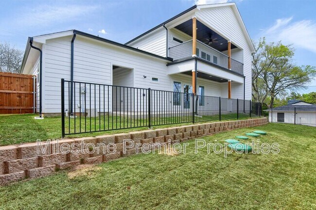 Building Photo - 440 Bentwood Dr