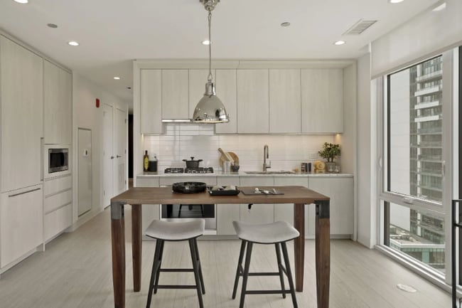 Building Photo - 382 N Union Ave