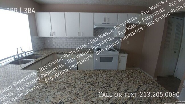 Building Photo - 6605 Spring Hurst Dr