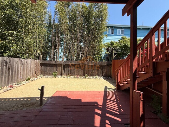 Building Photo - 356 Peralta St