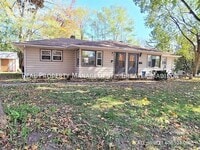 Building Photo - 5220 Turner Ave