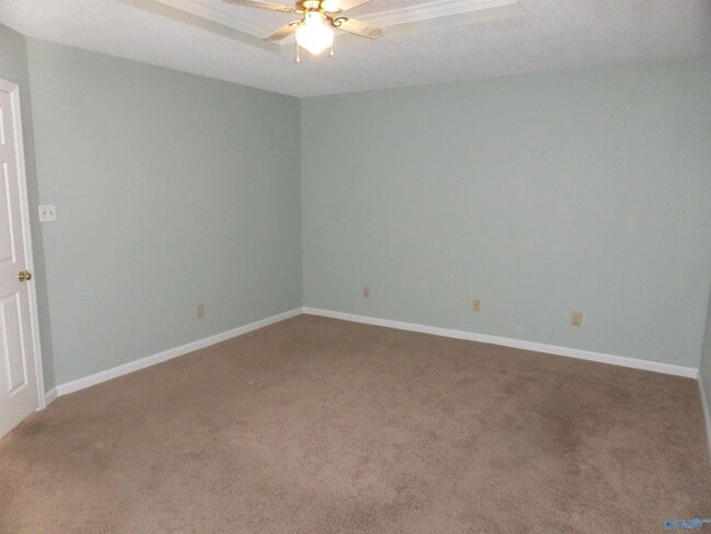 Building Photo - 2503 Jarvis St SW