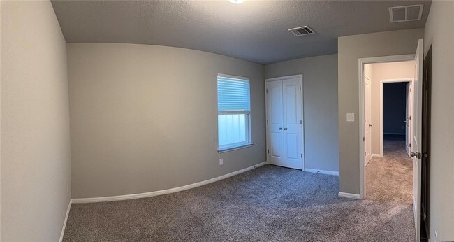 Building Photo - 104 Osier Pass