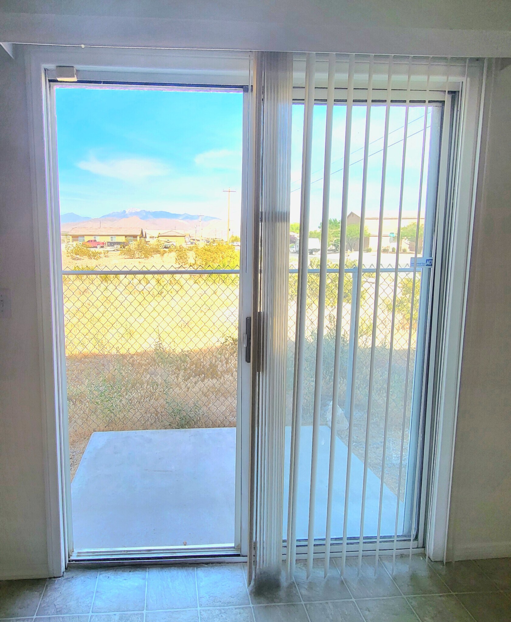 Building Photo - 2400 E Ambush St