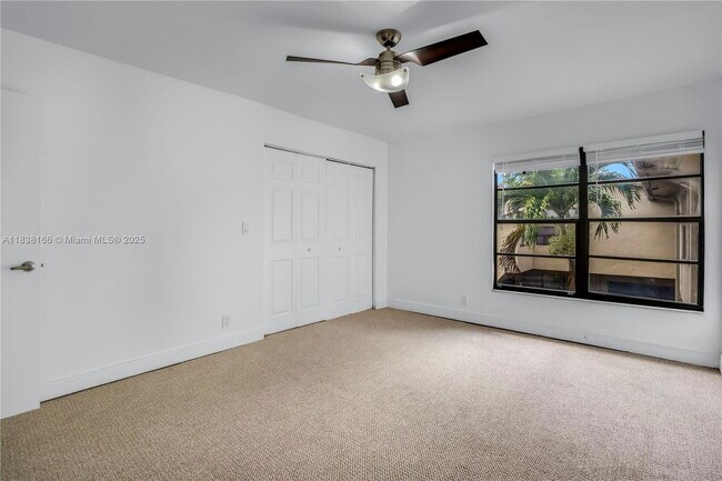 Building Photo - 2530 Coral Springs Dr