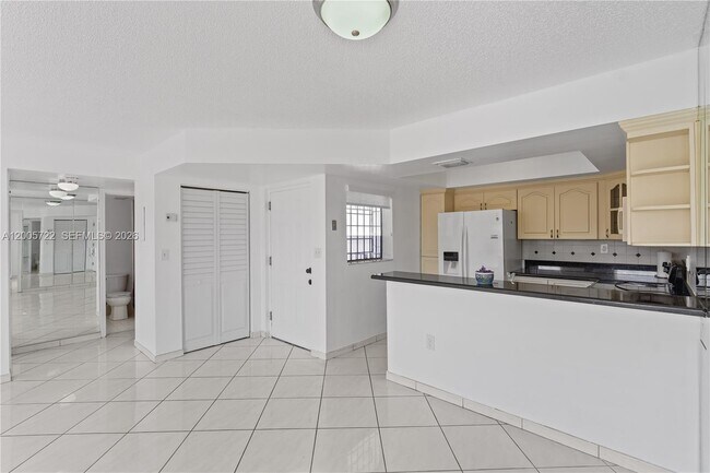 Building Photo - 10877 NW 7th St