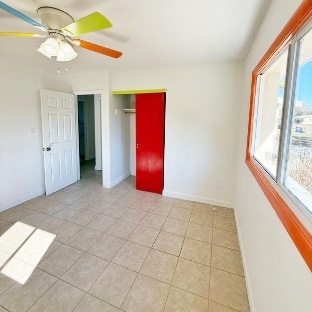 Building Photo - 5520 Hobson St NE