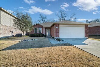 Building Photo - 1316 Willow Tree Dr