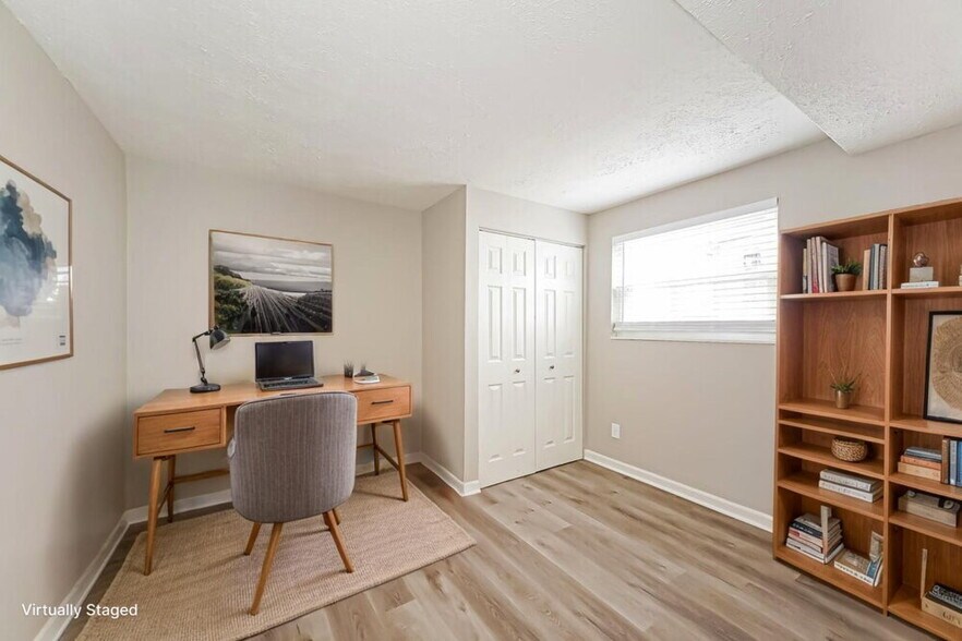 Building Photo - 1531 Creekside Ln