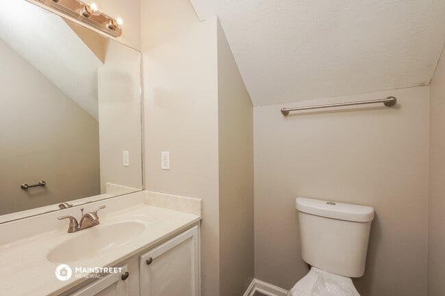 Building Photo - 2500 Emma Katherine Ln