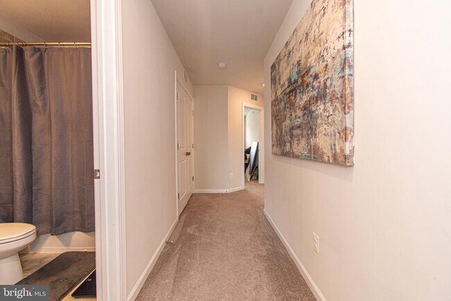 Building Photo - 9637 Block St