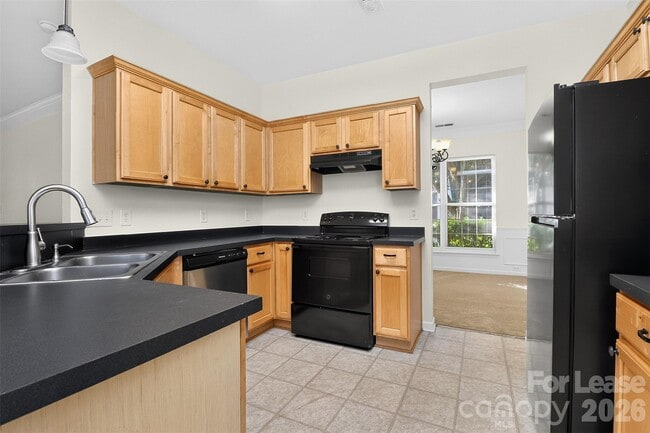 Building Photo - 3003 Moonstone Ln