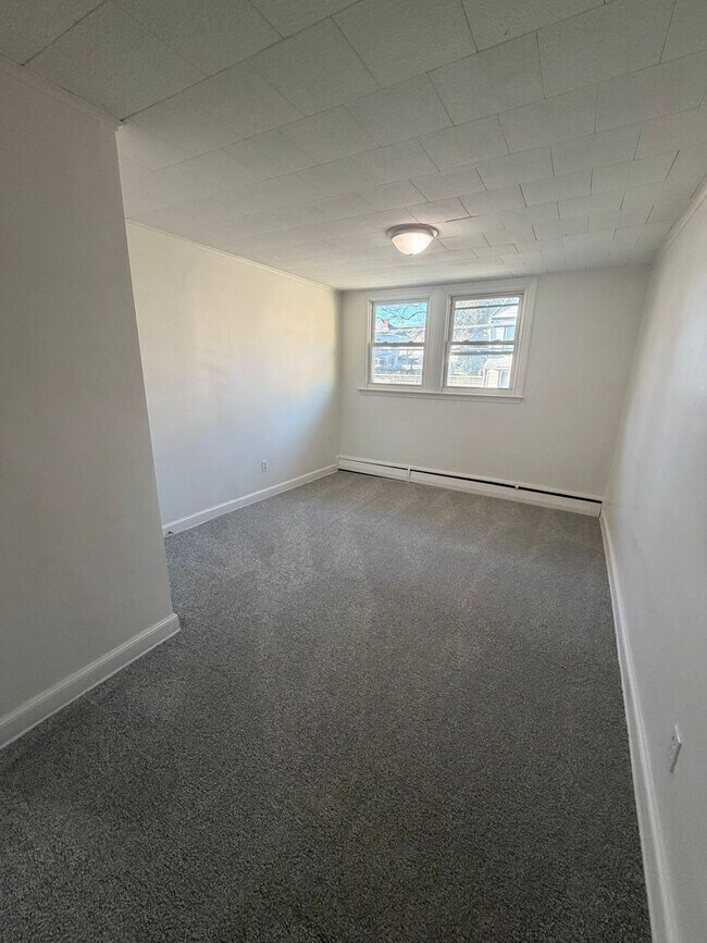 Building Photo - 17 N 24th St