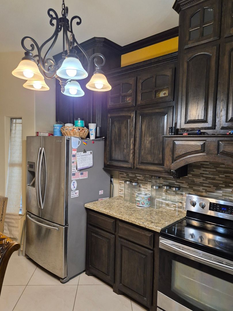 Building Photo - 135 Santa Maria Ln