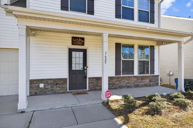 Building Photo - 3625 Tule Spring St