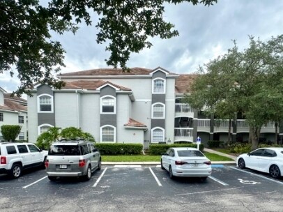 Primary Photo - 13941 Fairway Island Dr
