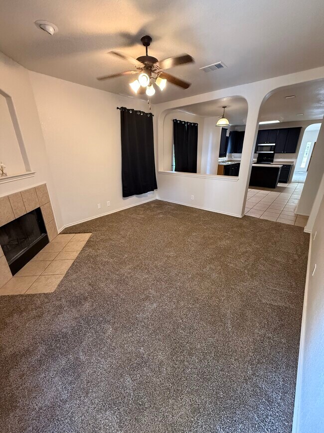 Building Photo - 536 Foxford Run Dr