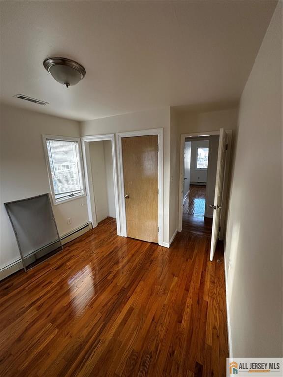 Building Photo - 1 Stanton St