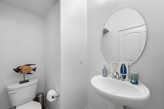 Building Photo - 2325 Verano Wy.