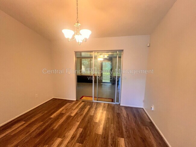 Building Photo - 7915 Compass Dr