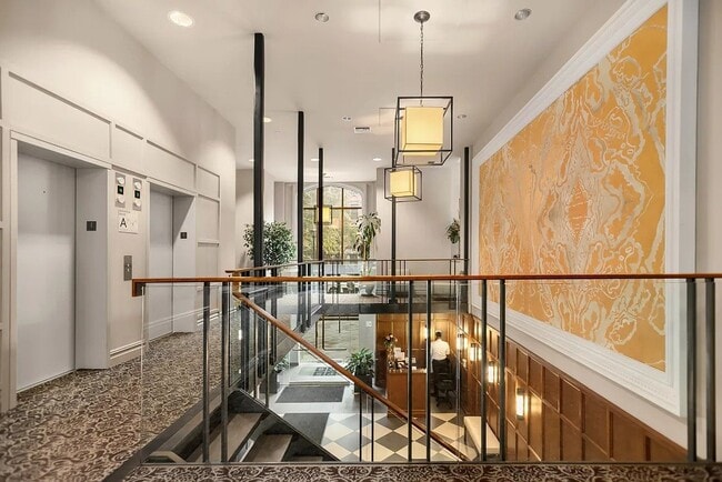 Building Photo - 220 W 148th St