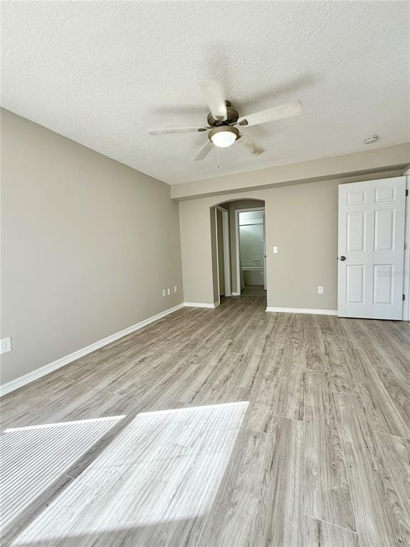 Building Photo - 6104 White Sails Dr