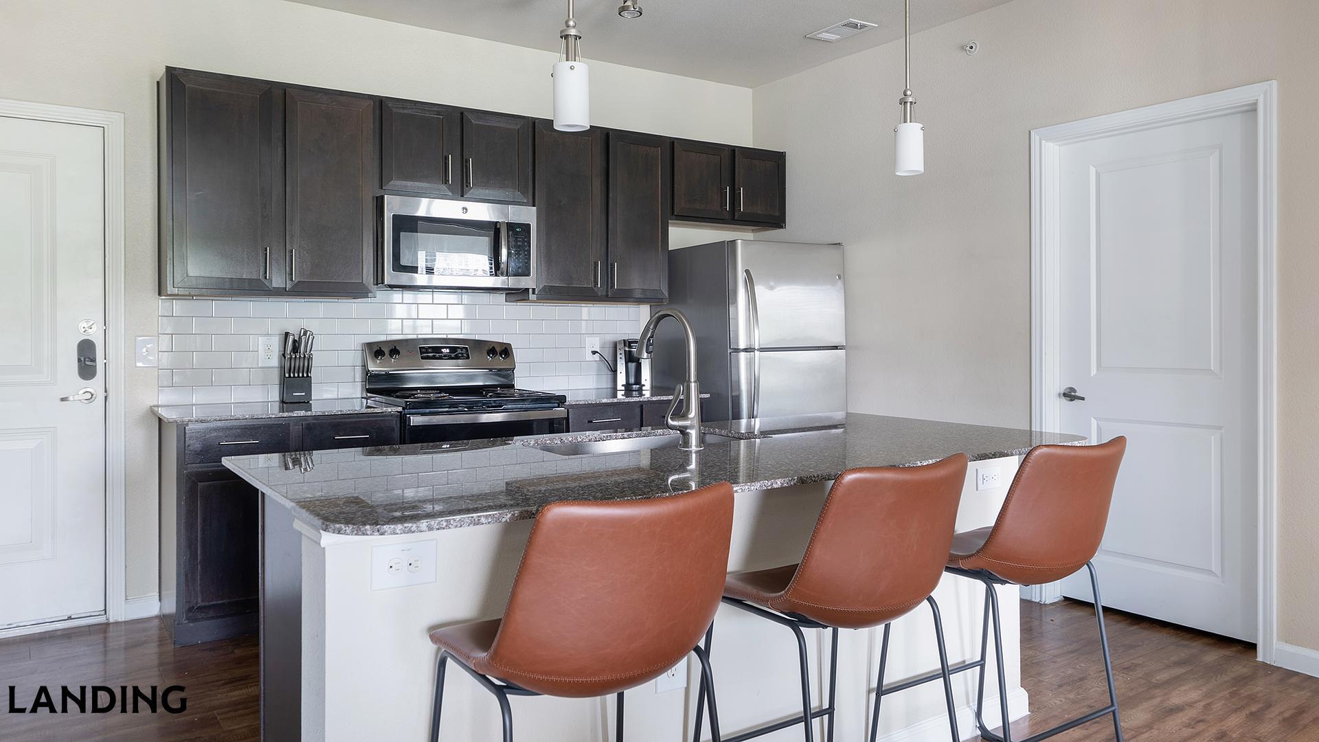 Building Photo - 715 W Slaughter Ln