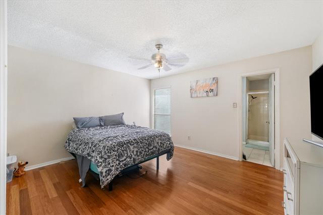 Building Photo - 1301 Memory Ln