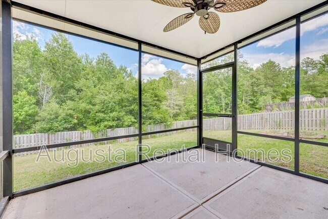 Building Photo - 5054 Vine Ln