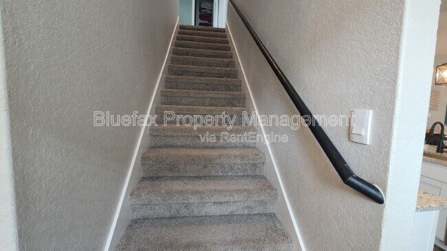 Building Photo - 1275 Yellow Warbler Run