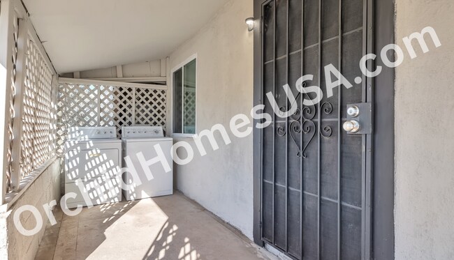 Building Photo - 3811 S 9th St