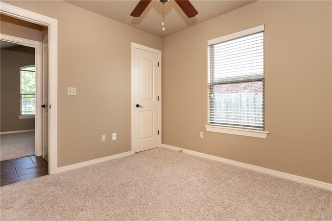 Building Photo - 4306 W Baltimore Dr