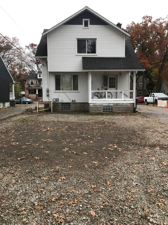 Building Photo - 487 Withington St