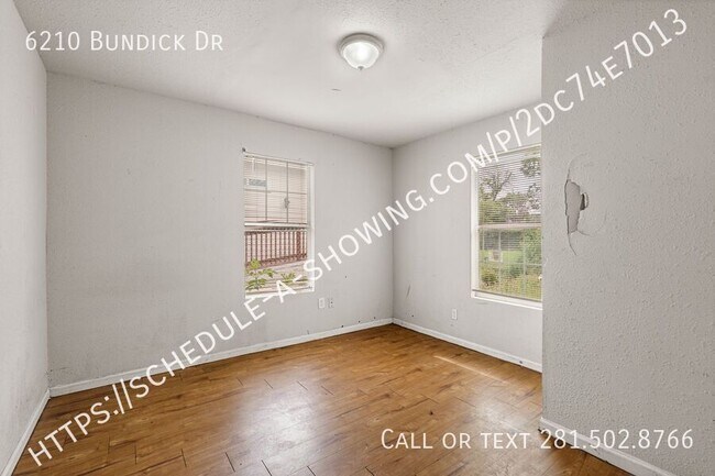 Building Photo - 6210 Bundick Dr