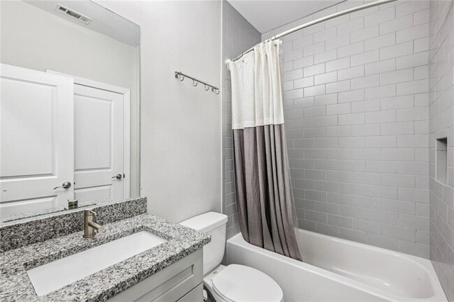 Building Photo - 1285 Linden Ct