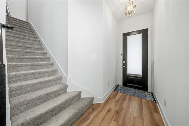 Building Photo - 1136 Queensdown Wy