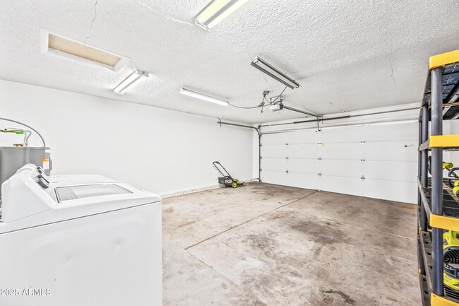 Building Photo - 3060 E John Cabot Dr