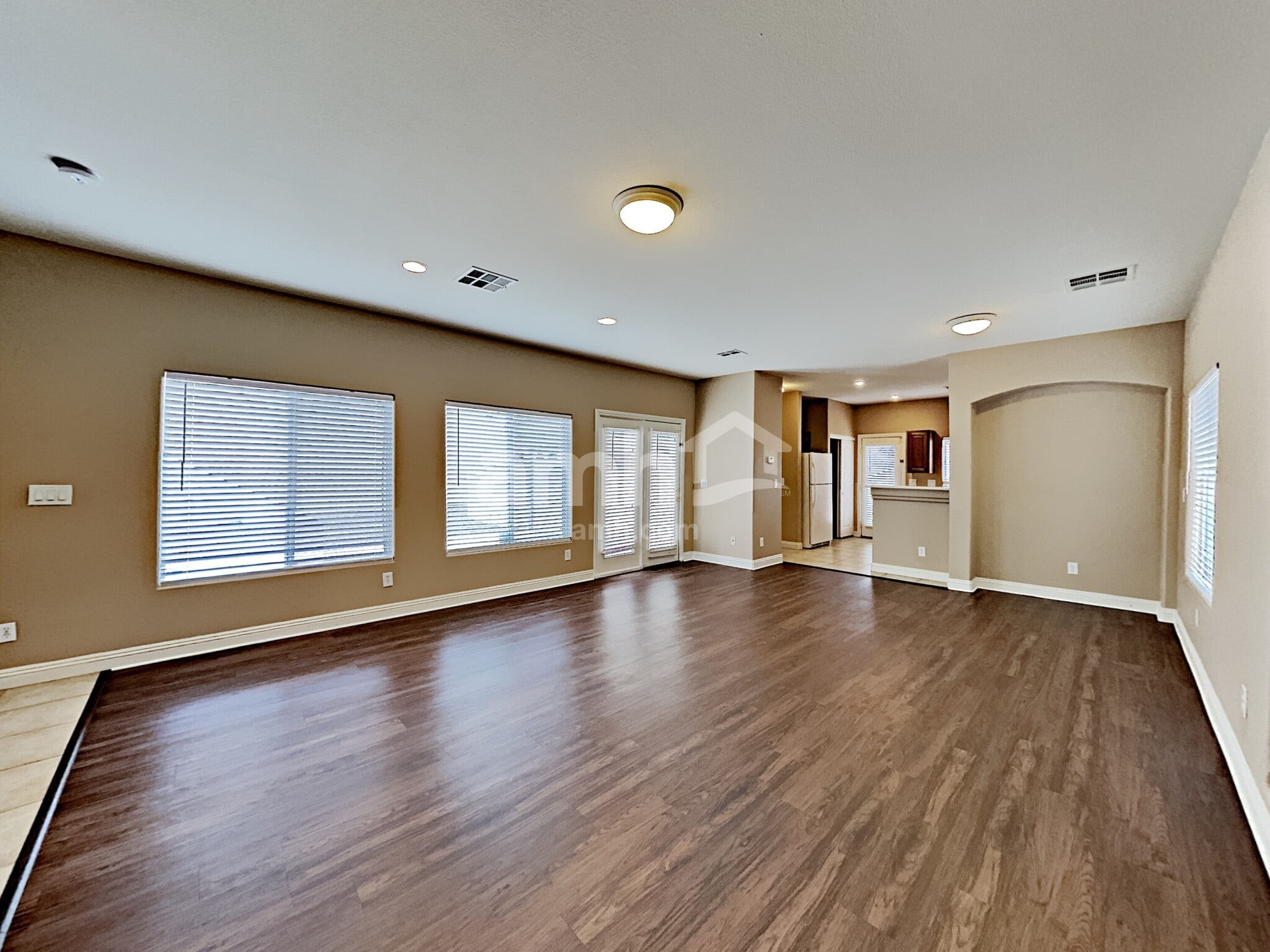 Building Photo - 8813 Red Fox Dr