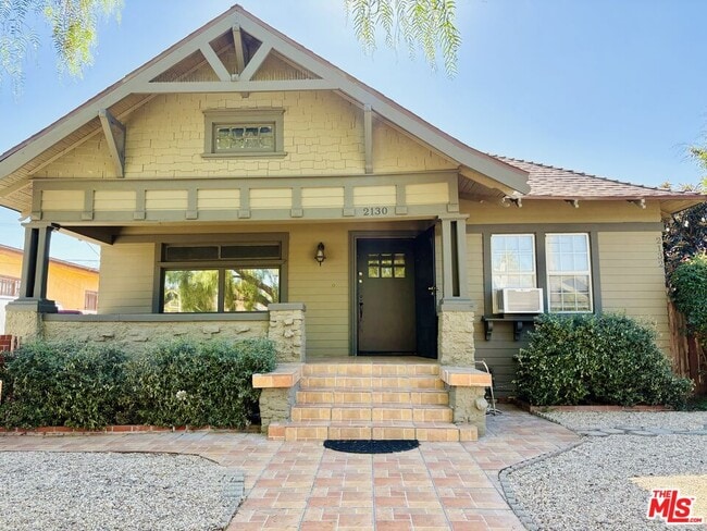 Building Photo - 2130 W 29th Pl