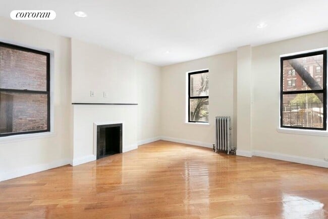 Building Photo - 530 W 123rd St