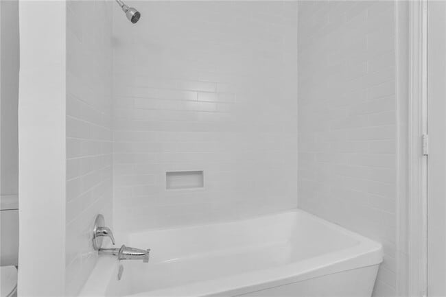 Building Photo - 2875 Webb Rd