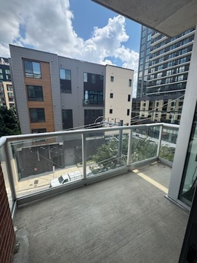 Building Photo - 1 bedroom in The ICON in the Gulch