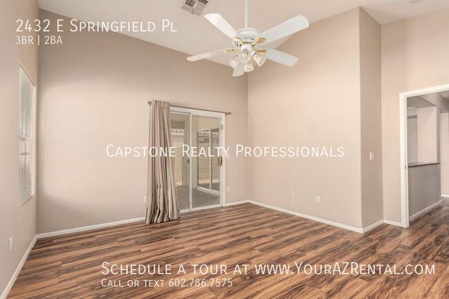 Building Photo - 2432 E Springfield Pl