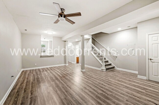 Building Photo - Stylish 2-Bed, 2.5-Bath Home in Prime Loca...