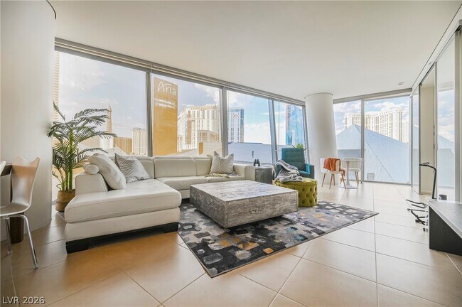 Building Photo - 3722 S Las Vegas Blvd