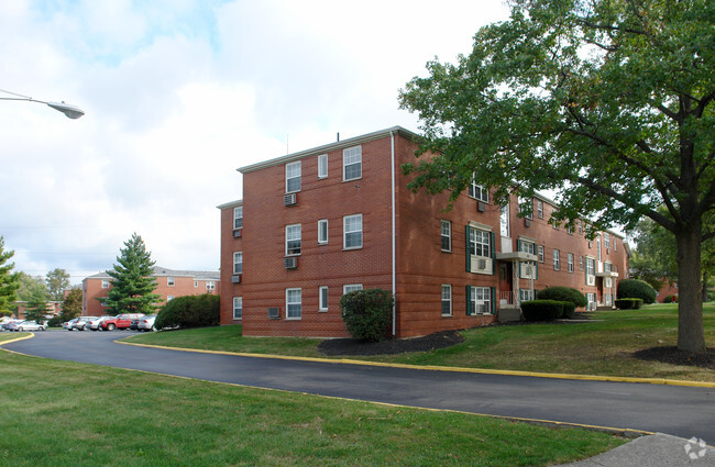 Building Photo - University Village